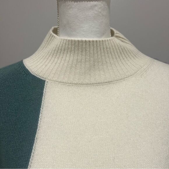 NWT Revolve One Grey Day Cashmere color block turtleneck size small oversized - Picture 5 of 10